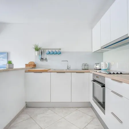 Modern Holiday In With Private Whirlpool 度假居